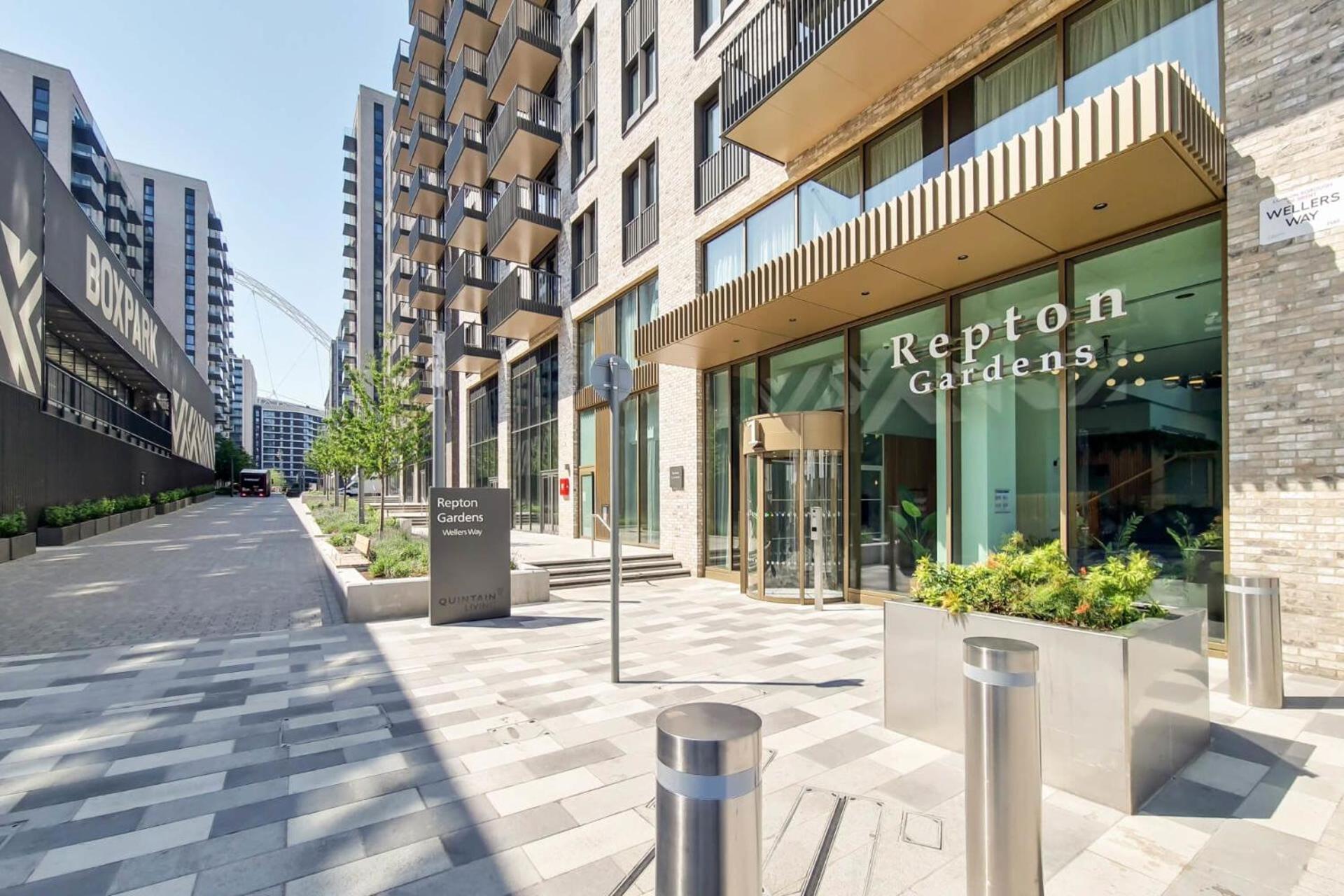 Botanical-Inspired Apartments At Repton Gardens Right In The Heart Of Wembley Park London Exteriör bild