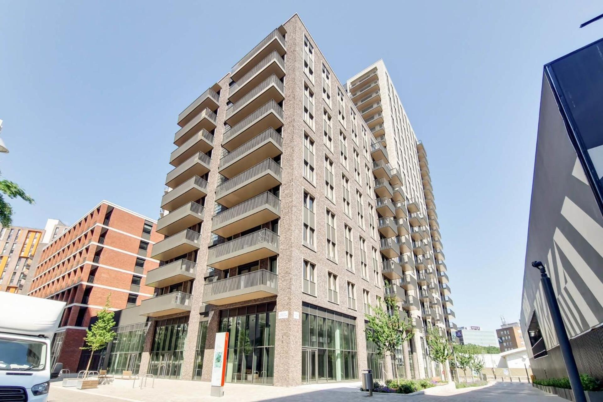 Botanical-Inspired Apartments At Repton Gardens Right In The Heart Of Wembley Park London Exteriör bild