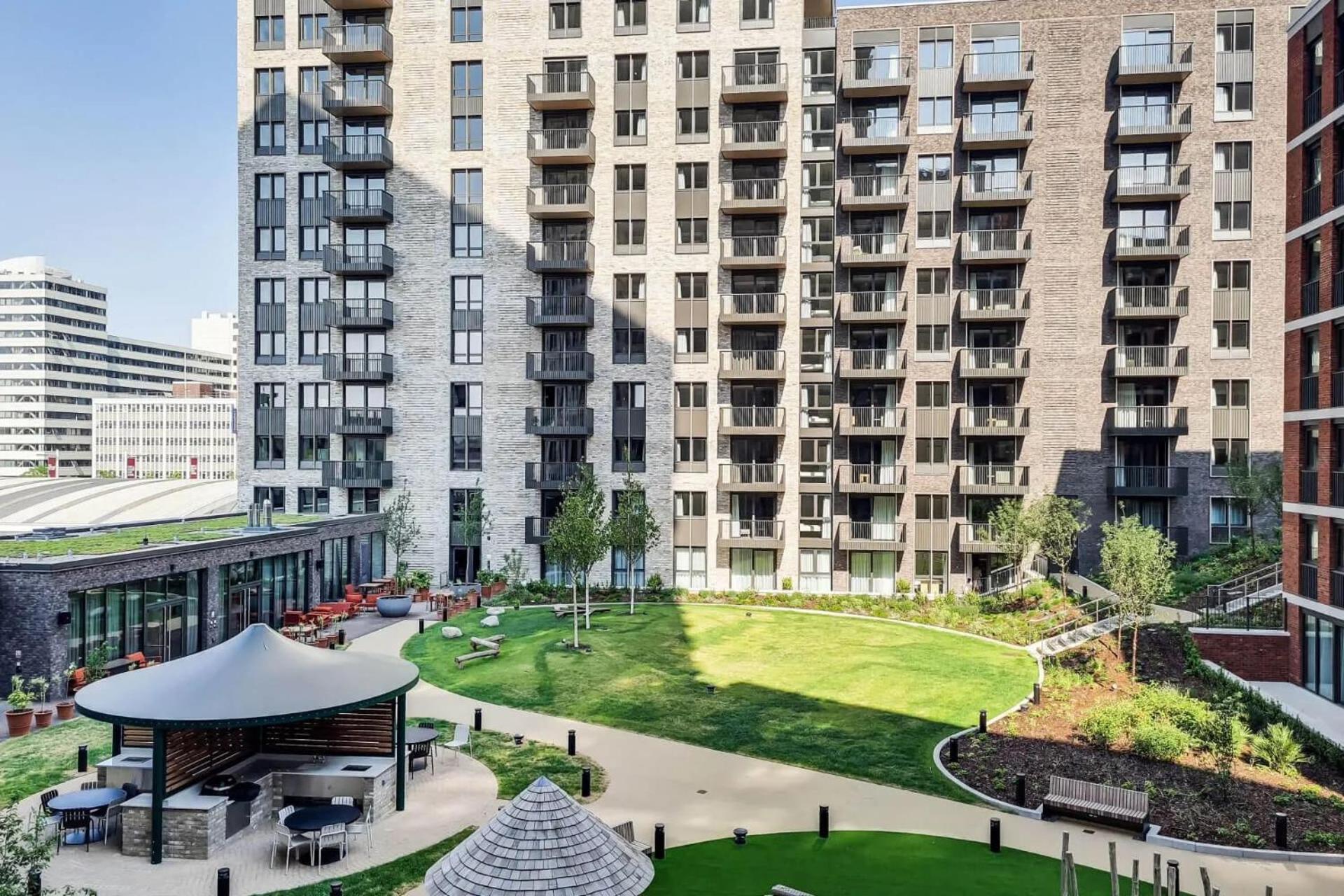 Botanical-Inspired Apartments At Repton Gardens Right In The Heart Of Wembley Park London Exteriör bild